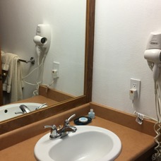 BATHROOM CORNER copy.jpg